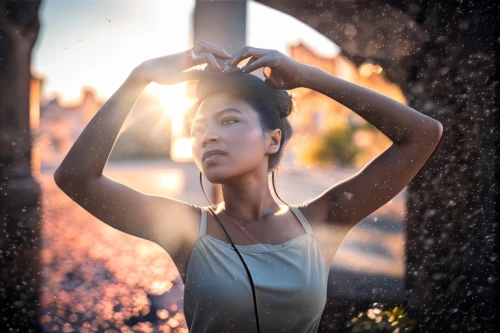 sun,sunset glow,mulan,asian woman,vietnamese,bokeh,hula,radiant,back light,golden light,vietnamese woman,sun light,backlight,golden hour,backlit,silhouette,reflector,sun reflection,autumn sun,flower in sunset