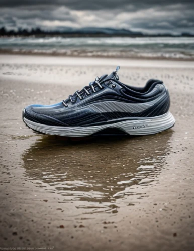 water shoe,running shoe,beach shoes,surface water sports,plimsoll shoe,grey sea,capelin,active footwear,athletic shoe,outdoor shoe,bottlenose,running shoes,walk on the beach,walking shoe,water waves,navy,hiking shoe,sports shoe,waves,wave motion,Common,Common,Photography