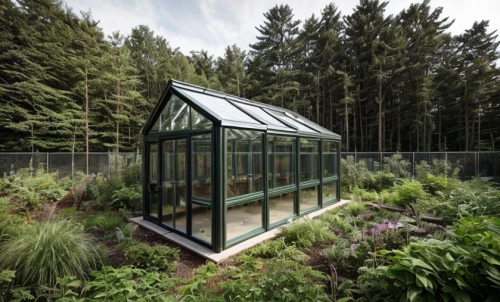 greenhouse cover,greenhouse,hahnenfu greenhouse,mirror house,leek greenhouse,greenhouse effect,frame house,insect house,glass roof,cubic house,summer house,palm house,forest chapel,structural glass,cooling house,conservatory,glass pyramid,aviary,garden buildings,timber house,Architecture,General,Modern,Industrial Modernism