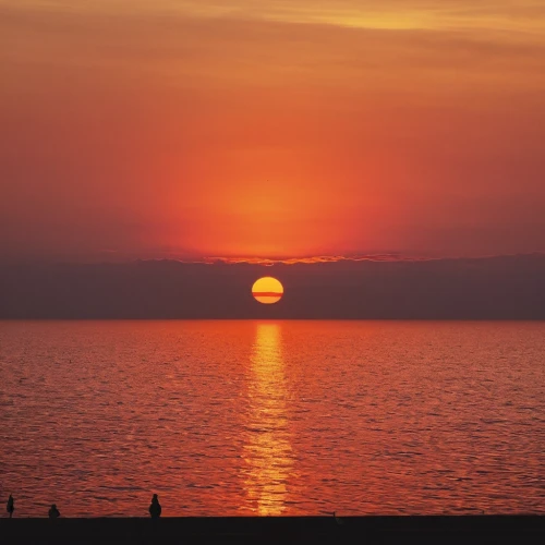 sunset beach,tramonto,sunrise beach,red sun,3-fold sun,eastern black sea,osaka bay,dead sea,lido di ostia,caspian sea,lake baikal,sun and sea,dahab island,the dead sea,indiana dunes state park,mar menor,rising sun,grand haven,viareggio,baltic sea,Illustration,Paper based,Paper Based 16