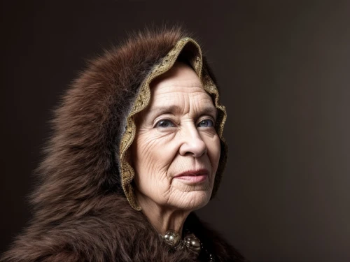 the american indian,old woman,pocahontas,american indian,nunatak,native american,tribal chief,elderly lady,cruella de ville,headdress,eskimo,war bonnet,the hat of the woman,lilian gish - female,diademhäher,elizabeth ii,indian headdress,woman portrait,cruella,born in 1934,Common,Common,Commercial