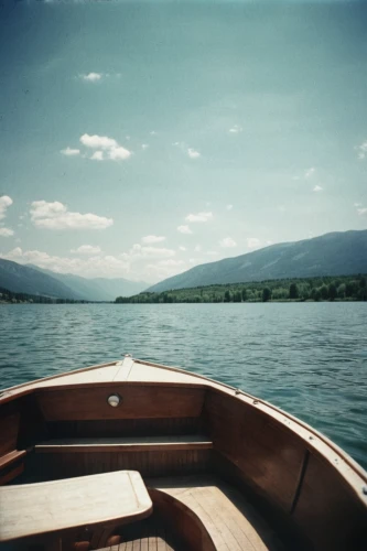 lake annecy,boat landscape,paddle boat,canoeing,lake neuchâtel,row-boat,boating,rowing boat,rowing-boat,lake mcdonald,row boat,on the water,wooden boat,antorno lake,aiguebelette,canoe,rowboats,canoes,rowboat,lake geneva,Photography,Documentary Photography,Documentary Photography 02