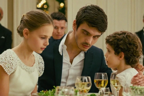 dizi,two meters,grand hotel,elvan,the stake,doll's house,godfather,rose family,flightless bird,the girl's face,wedding banquet,golden weddings,divergent,romantic scene,thirteen desserts,dinner party,christmas movie,lindos,the arrangement of the,bodyguard,Photography,Fashion Photography,Fashion Photography 10