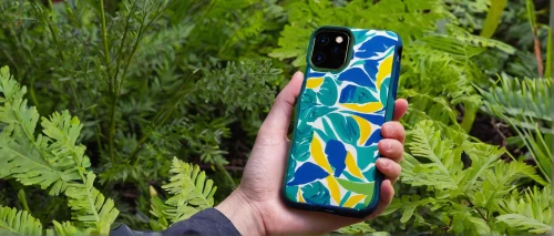 leaves case,phone case,mobile phone case,tropical leaf pattern,garden pipe,palm in palm,hand-painted,glasses case,glass painting,wet smartphone,bottle surface,cartoon palm,vase,herb knife,fused glass,botanical print,peacock feather,handheld,garden shoe,mosaic glass,Art,Artistic Painting,Artistic Painting 40