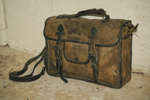 old suitcase,leather suitcase,duffel bag,laptop bag,travel bag,stone day bag,attache case,messenger bag,volkswagen bag,medical bag,leather goods,duffel,gig bag,briefcase,bag,mail bag,carrying case,steamer trunk,suitcase,leather compartments,Photography,Documentary Photography,Documentary Photography 01