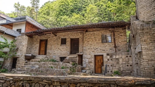 stone houses,moustiers-sainte-marie,stone house,traditional house,stone palace,old village,traditional village,traditional building,tuff stone dwellings,bağlama,house in mountains,scherhaufa,roman villa,pedriza,iulia hasdeu castle,chilehaus,garnatxa,old house,lučenec,ancient house,Architecture,General,Modern,None