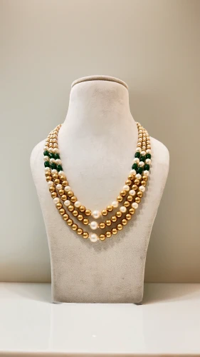 pearl necklaces,pearl necklace,house jewelry,necklace,gold jewelry,jewelry（architecture）,women's accessories,jewelry,necklaces,jewellery,christmas jewelry,collar,jewelry florets,gift of jewelry,jewelry basket,jewelry manufacturing,love pearls,jewelry store,drusy,diadem