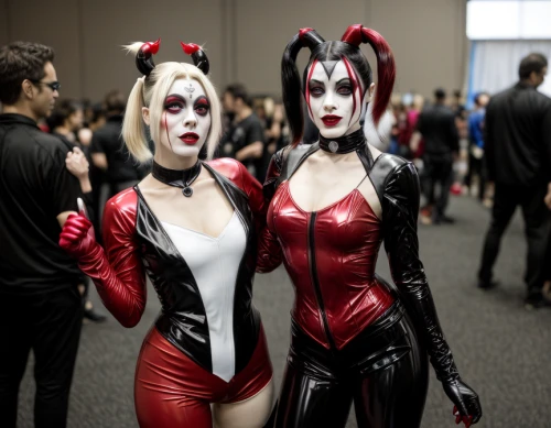 comiccon,comic-con,darth talon,cosplay image,harley quinn,angel and devil,cosplay,cosplayer,devils,harley,cruella,comic characters,lopushok,costumes,spawn,latex clothing,catwoman,two cats,bunnies,madhouse