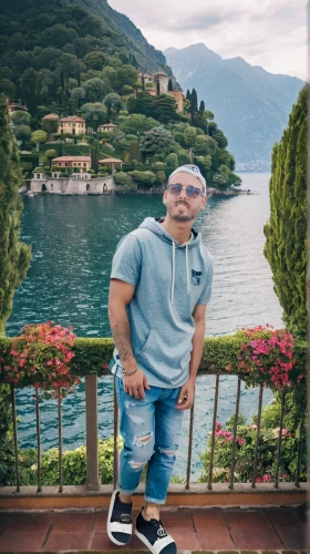 lake como,lago di lugano,bellagio,riva del garda,italy,bellagio hotel,antorno lake,croda da lago,lake garda,lake maggiore,ascona,canim lake,italia,bled,villa d'este,lago di limides,ticino,amalfi coast,balea lake,artvin