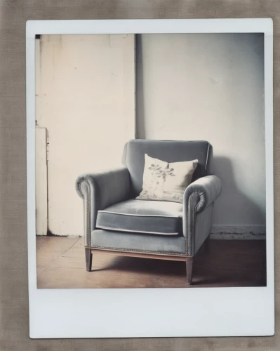 armchair,settee,upholstery,wing chair,loveseat,studio couch,chaise,chaise lounge,soft furniture,chaise longue,sofa,slipcover,sofa set,furniture,seating furniture,couch,old chair,sofa cushions,danish furniture,polaroid pictures,Photography,Documentary Photography,Documentary Photography 03