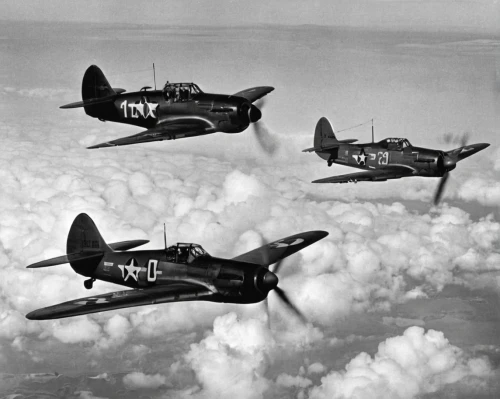 lockheed hudson,vought f4u corsair,supermarine spitfire,douglas sbd dauntless,north american a-36 apache,curtiss p-40 warhawk,pv-1,corsair,focke-wulf fw 190,hudson wasp,lockheed p-38 lightning,north american p-51 mustang,messerschmitt bf 108,messerschmitt bf 109,republic p-47 thunderbolt,grumman f6f hellcat,grumman f8f bearcat,boeing 247,formation flight,an aircraft of the free flight,Illustration,Black and White,Black and White 07