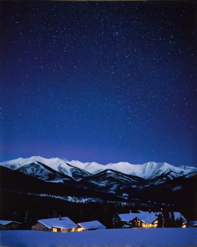 night snow,midnight snow,whistler,north star,vail,starry sky,alpine meadows,snowy mountains,christmas landscape,white mountains,night image,sunshinevillage,night photograph,nightscape,utonagan,blue hour,clear night,night view,snowy landscape,japan's three great night views,Photography,Documentary Photography,Documentary Photography 15