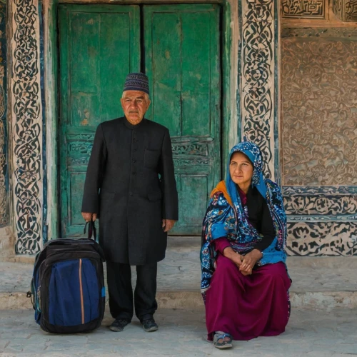 xinjiang,prayer wheels,in xinjiang,the pamir highway,samarkand,nomadic people,turpan,kyrgyz,nepali npr,orientalism,the pamir mountains,tajikistan,uzbekistan,luggage and bags,man and wife,nomadic children,pamir,grandparents,old couple,cultural tourism,Photography,Documentary Photography,Documentary Photography 12