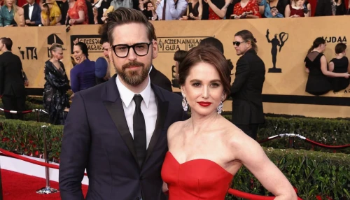 red carpet,beautiful couple,wife and husband,redheads,mom and dad,husband and wife,singer and actress,oscars,eurythmics,female hollywood actress,hollywood actress,markler,man and wife,couple goal,house trailer,red green glasses,minions,as a couple,rose png,red banner,Illustration,American Style,American Style 11