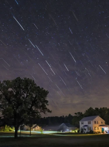 perseids,star trails,star trail,meteor shower,perseid,long exposure light,long exposure,astrophotography,night photography,night photograph,night image,longexposure,meteor,light trails,meteor rideau,time lapse,shooting stars,light trail,the night sky,night photo,Photography,Artistic Photography,Artistic Photography 04
