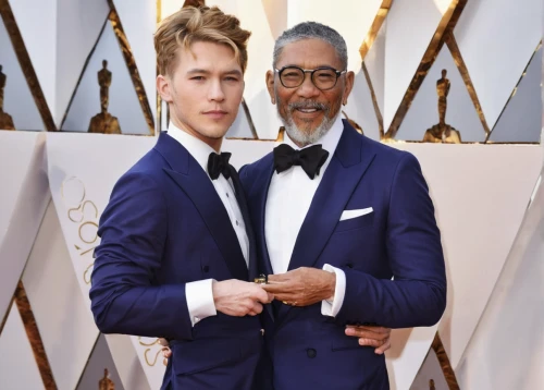 oscars,a black man on a suit,gay men,premiere,gay couple,hulkenberg,dad and son,actors,father and son,suit actor,step and repeat,artists of stars,father-son,bower,white male,gay,oscar,business icons,men's suit,bond,Illustration,Japanese style,Japanese Style 10