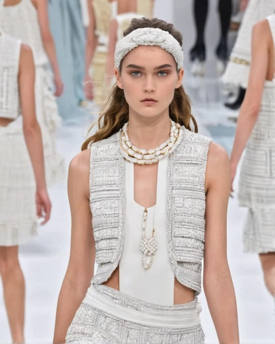chanel,runway,runways,young model istanbul,lily-rose melody depp,pearl necklaces,jewelry（architecture）,catwalk,macrame,versace,pearl necklace,louis vuitton,young model,vogue,luxury accessories,menswear for women,pure white,embellished,neutral color,tisci,Art,Classical Oil Painting,Classical Oil Painting 02