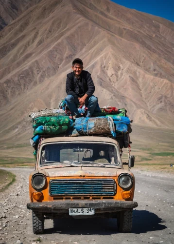 the pamir highway,the pamir mountains,afghanistan,tajikistan,ladakh,pamir,afghani,nomadic people,the gobi desert,xinjiang,afghan,in xinjiang,karakoram,nomadic children,nomad life,badakhshan national park,kyrgyzstan,kyrgyz,qinghai,central tien shan,Conceptual Art,Graffiti Art,Graffiti Art 04