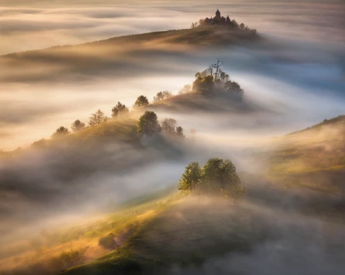 foggy landscape,carpathians,morning mist,tuscany,autumn fog,hohenzollern castle,fog banks,mist,sea of fog,mists over prismatic,landscape photography,morning fog,foggy mountain,elbe sandstone mountains,wave of fog,misty,high fog,transylvania,fog up,pieniny,Photography,Artistic Photography,Artistic Photography 04