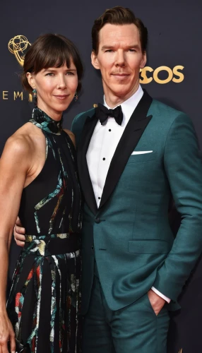 benedict,wife and husband,singer and actress,husband and wife,oscars,artists of stars,james bond,suit actor,female hollywood actress,man and wife,actors,beautiful couple,the suit,mom and dad,bond,the sheet bond,as a couple,anellini,sustainability icons,penguin couple,Illustration,American Style,American Style 15