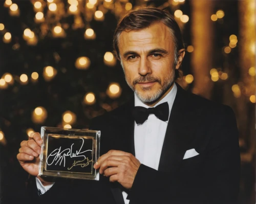 gosling,autograph,golden record,cd cover,silver fox,signature,james bond,step and repeat,award,oscars,bond,social,award background,aging icon,voyager golden record,jorge,grey neck king crane,albums,jose,sandro,Photography,Documentary Photography,Documentary Photography 31