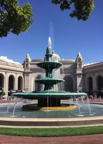 city fountain,decorative fountains,fountains,fountain of friendship of peoples,water fountain,buckingham fountain,august fountain,spa water fountain,centennial park,darling harbor,fountain lawn,walt disney center,fountain,dolphin fountain,mozart fountain,neptune fountain,caesars palace,museum of science and industry,the disneyland resort,garden of the fountain,Illustration,American Style,American Style 14