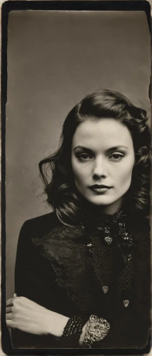 ambrotype,vintage female portrait,gothic portrait,daisy jazz isobel ridley,vintage woman,cloves schwindl inge,vampira,lubitel 2,dark portrait,vintage girl,the mona lisa,gothic woman,vintage women,vintage background,photomontage,dark gothic mood,polaroid,image scanner,antique background,ann margarett-hollywood,Photography,Fashion Photography,Fashion Photography 09