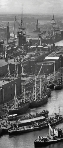 ship yard,ss rotterdam,year of construction 1954 – 1962,port of hamburg,port cranes,the tall ships races,old ships,harbor cranes,13 august 1961,arnold maersk,ship traffic jams,waverley,vauxhall,cargo port,arthur maersk,year of construction 1937 to 1952,troopship,osaka port,container cranes,quayside,Illustration,American Style,American Style 14