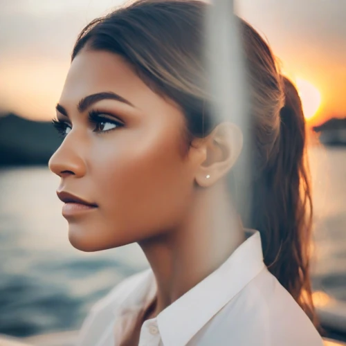 havana brown,sunset glow,semi-profile,natural cosmetic,artificial hair integrations,portrait photography,romantic portrait,ponytail,pony tail,half profile,profile,native american,jaw,side face,women's cosmetics,golden light,portrait photographers,retouch,pony tails,retouching