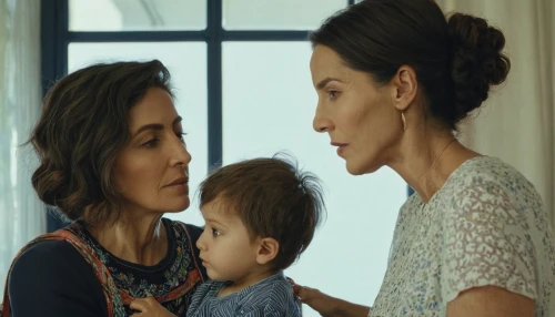 birce akalay,blue jasmine,dizi,mother kiss,mother and daughter,two meters,mom and daughter,capricorn mother and child,stepmother,little girl and mother,mother with child,doll's house,elvan,mother-to-child,video scene,blogs of moms,beautiful frame,beyaz peynir,kabir,mother's,Photography,Black and white photography,Black and White Photography 04
