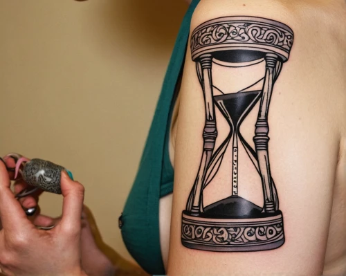 hourglass,medieval hourglass,grandfather clock,forearm,clockmaker,pocket watch,ornate pocket watch,on the arm,timepiece,sand timer,time pointing,wrist watch,tattoo,clock face,wristwatch,time,clock,old clock,clockwork,longcase clock,Art,Artistic Painting,Artistic Painting 23