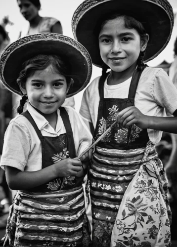 peruvian women,nomadic children,vintage children,little girls walking,chiapas,vintage boy and girl,children girls,little boy and girl,little girls,mexican culture,honduras lempira,amigos,malvales,world children's day,little girl and mother,photos of children,mexican tradition,farm workers,photographing children,happy children playing in the forest,Photography,Black and white photography,Black and White Photography 01