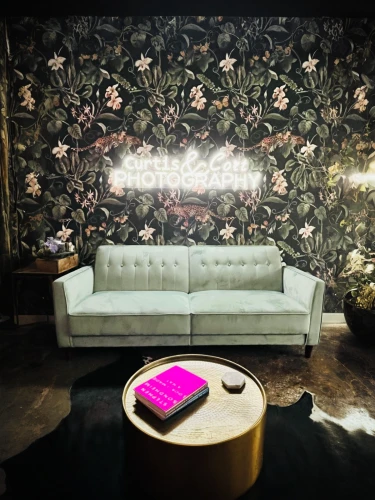 beauty room,flower wall en,chaise lounge,pink chair,cosmetics counter,apartment lounge,hotel lobby,interior decoration,settee,therapy room,lounge,interior design,sofa,livingroom,couch,rest room,nightclub,boutique hotel,damask background,lobby