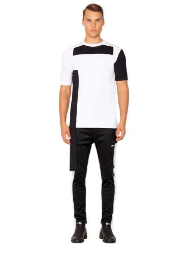 long-sleeved t-shirt,isolated t-shirt,sportswear,martial arts uniform,rugby short,apparel,long underwear,sports jersey,clothing,boys fashion,jogger,white and black color,bicycle clothing,ballistic vest,sports gear,sports uniform,long-sleeve,men's wear,t-shirt,garment