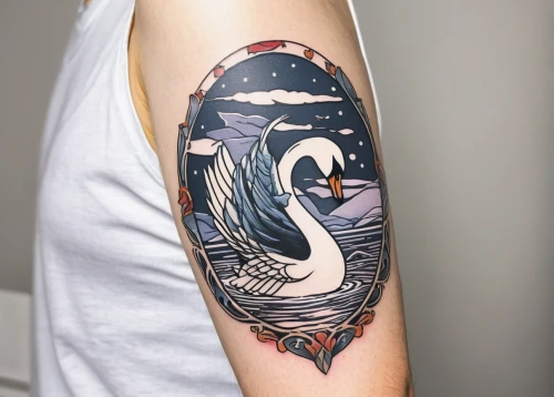 sea swallow,seabird,magpie,forearm,koi fish,killer whale,birds of the sea,fairy penguin,sea bird,marine mammal,adã©lie penguin,silver seagull,pelican,birds outline,yinyang,tattoo,chickadee,penguin,constellation swan,hedwig,Illustration,Vector,Vector 11