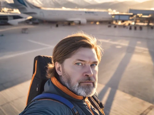lokportrait,lokdepot,drone operator,space tourism,drone pilot,airplane passenger,stand-up flight,the plane,oman,rows of planes,helicopter pilot,plane,the pictures of the drone,solo,delta-wing,district 9,bordafjordur,passenger,passengers,pano