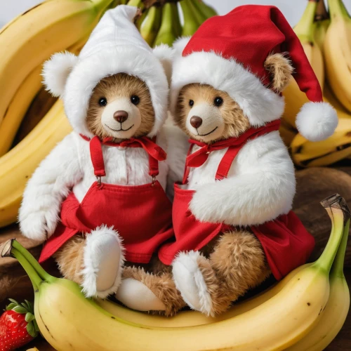 christmas animals,santa clauses,christmas dolls,children's christmas photo shoot,stuffed animals,cuddly toys,christmas crib figures,banana family,santa hats,knitted christmas background,stuffed toys,christmas sweets,children's christmas,santons,christmas toys,christmas photo,weihnachtstee,christmas pictures,santarun,christmas hats,Photography,General,Natural