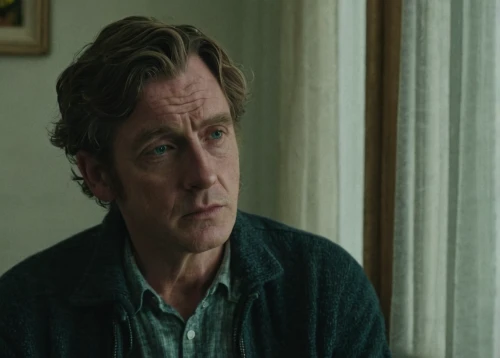 lee child,blue jasmine,beginners,hitchcock,john doe,jack rose,robert harbeck,house,sigourney weave,papillon,house trailer,highrise,thomas heather wick,curb,sherlock holmes,kerry,high-rise,older person,interrogation mark,two meters,Photography,Documentary Photography,Documentary Photography 35