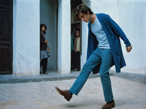 john lennon,60s,blue shoes,1967,the style of the 80-ies,espadrille,straw shoes,jumping jack,1971,beatles,levitation,foot steps,1973,keith richards,mick,david bowie,1965,the rolling stones,walking man,elvis presley,Photography,Documentary Photography,Documentary Photography 12