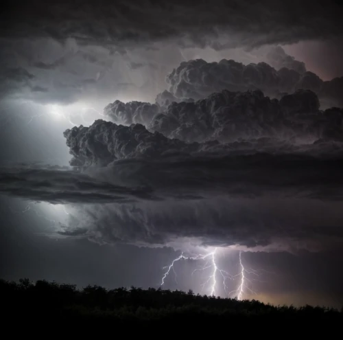 a thunderstorm cell,lightning storm,thunderstorm,thunderheads,thunderclouds,nature's wrath,thundercloud,thunderhead,lightning strike,lightning,storm,lightening,natural phenomenon,storm clouds,tornado drum,force of nature,lightning bolt,atmospheric phenomenon,strom,meteorological phenomenon