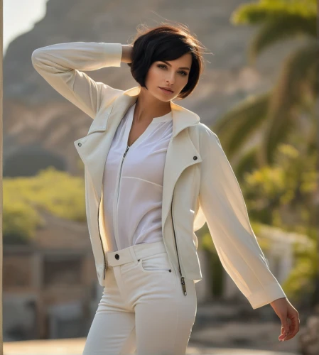 bolero jacket,white coat,pantsuit,white clothing,kosmea,white,spy visual,spy,female model,tracksuit,menswear for women,retro woman,white shirt,jacket,femme fatale,katniss,woman in menswear,kim,elegant,butterfly white,Photography,General,Natural