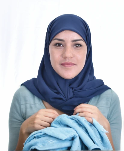 hijab,hijaber,muslim woman,muslima,jilbab,headscarf,burqa,islamic girl,arab,muslim background,bonnet,burka,i̇mam bayıldı,girl on a white background,women clothes,women's clothing,girl in cloth,girl with cloth,turban,blue background