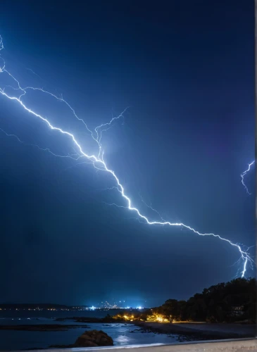 lightning bolt,lightning strike,lightning storm,lightning damage,lightning,lightening,thunderstorm,electric lighthouse,a thunderstorm cell,nature's wrath,flood light bulbs,san storm,the storm of the invasion,monsoon banner,natural phenomenon,severe weather warning,thunderbolt,storm,stormy,strom