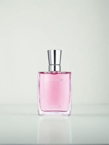 parfum,perfume bottle,fragrance,creating perfume,perfumes,scent,christmas scent,smelling,natural perfume,perfume bottle silhouette,perfume bottles,scent of jasmine,orange scent,fragrant,clove pink,scent of roses,tuberose,home fragrance,coconut perfume,to smell