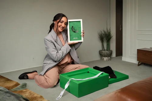 greenbox,recycling bin,heineken1,leather suitcase,recycle bin,waste collector,courier box,battery pressur mat,dry cleaning,massage table,inflatable mattress,cleaning woman,garbage collector,air purifier,housekeeping,cleaning service,suitcase,luggage compartments,flixbus,portable toilet