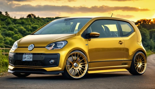 renault twingo,volkswagen up,smart fortwo,car smart eq fortwo,smartcar,gold lacquer,renault clio renault sport,opel adam,city car,subcompact car,volkswagen new beetle,fiat,renault clio,fiat 500,fiat500,yellow-gold,gold plated,fiat 501,fiat fiorino,small car,Photography,General,Realistic