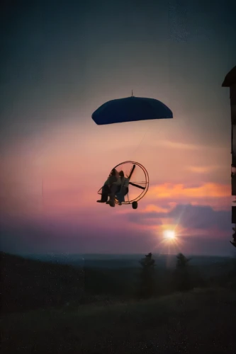 paraglider sunset,paraglider,paraglide,unidentified flying object,bi-place paraglider,ufo intercept,harness-paraglider,parachute fly,paraglider lou,paragliding-paraglider,powered parachute,paragliders-paraglider,hang-glider,parachute,paramotor,paratrooper,mountain paraglider,parachuting,ufo,hang glider