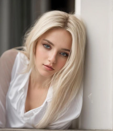 beautiful young woman,blond girl,blonde girl,relaxed young girl,blonde woman,young woman,white beauty,blonde girl with christmas gift,cool blonde,pretty young woman,girl on a white background,girl portrait,girl sitting,lycia,elsa,pale,long blonde hair,female model,heterochromia,young lady,Common,Common,Photography