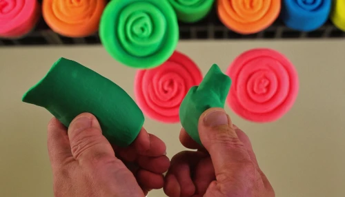 paper roses,pinwheels,paper flowers,fabric flowers,fabric roses,plasticine,play-doh,felt flower,play doh,paper flower background,paper rose,play dough,spray roses,crepe paper,fabric flower,felt christmas trees,colorful bunting,clay animation,plastic flower,mini roses,Unique,3D,Clay