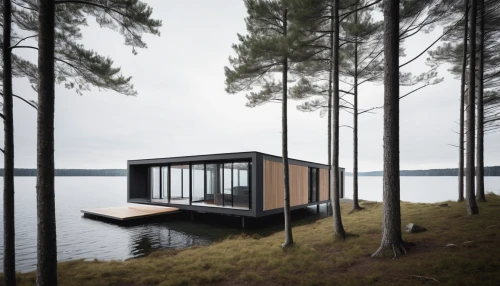house with lake,house by the water,floating huts,inverted cottage,cubic house,summer house,mirror house,house in the forest,cube stilt houses,timber house,small cabin,wooden sauna,houseboat,wooden house,dunes house,cube house,holiday home,boat house,stilt house,archidaily,Photography,Documentary Photography,Documentary Photography 04